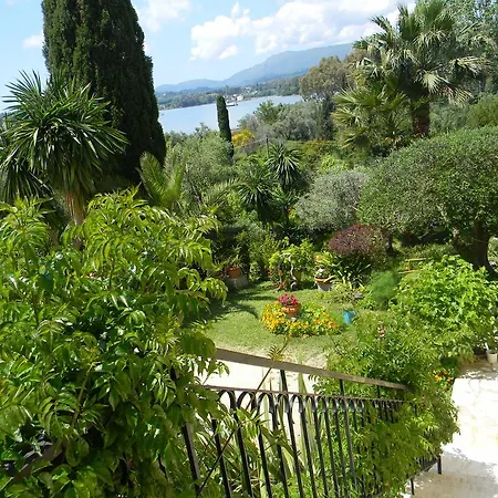 Efterpi 아파트 콘토칼리