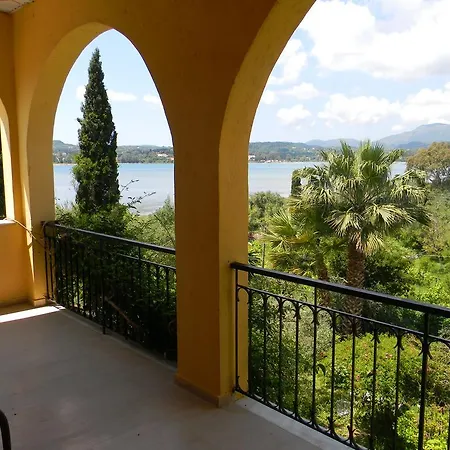 Efterpi קונטואקלי