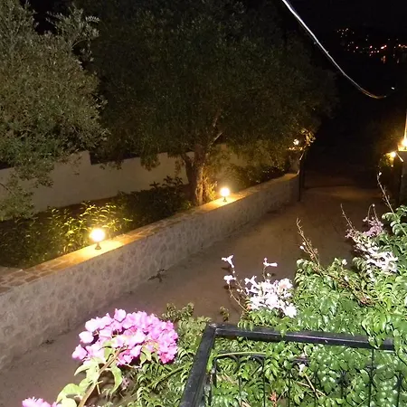 Efterpi קונטואקלי